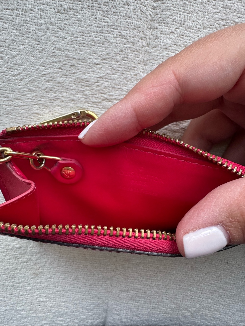 Louis Vuitton Hot Pink Vernis Key Pouch with Gold Hardware - Picture 2 of 4